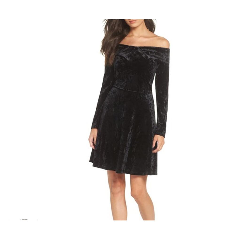 Chelsea28 Off-the-Shoulder Velour Cocktail Dress Medium
